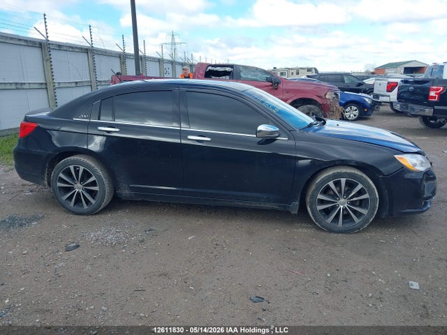 12611830 :رقم المزاد ، 1C3CCBCGXDN757798 vin ، 2013 Chrysler 200 Limited مزاد بيع