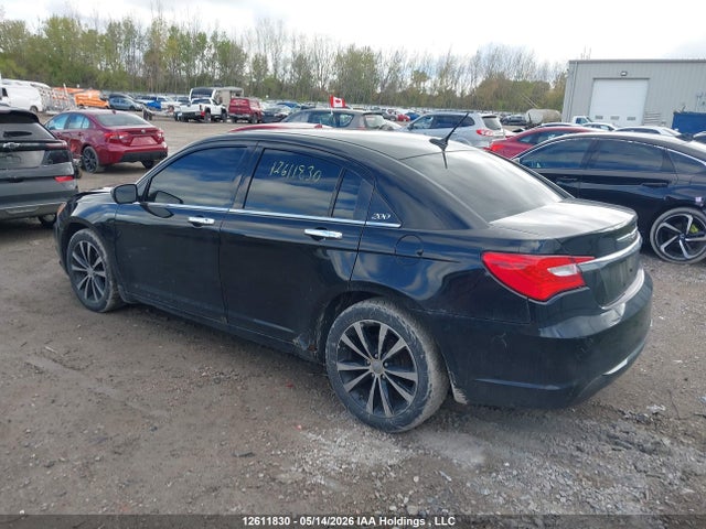 12611830 :رقم المزاد ، 1C3CCBCGXDN757798 vin ، 2013 Chrysler 200 Limited مزاد بيع