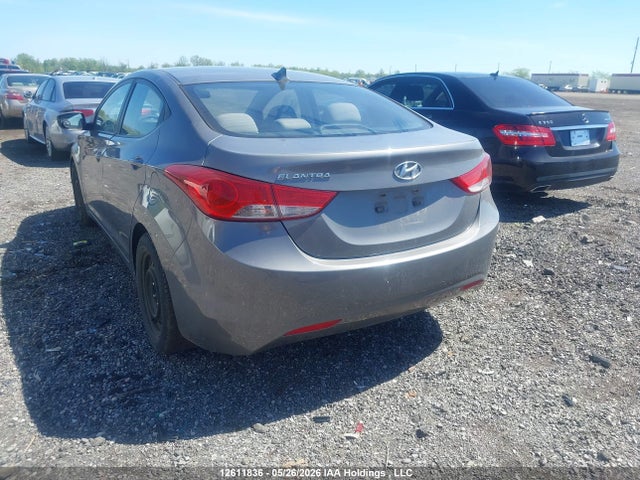 2012 Hyundai Elantra Gl მანქანა იყიდება აუქციონზე, vin: 5NPDH4AE5CH105054, აუქციონის ნომერი: 12611836