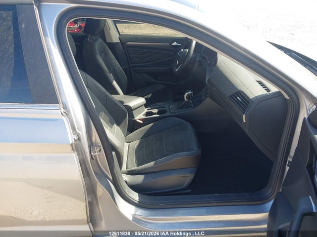 Продажа на аукционе авто 2024 Volkswagen Jetta Sel, vin: 3VWGM7BU7RM013671, номер лота: 12611838