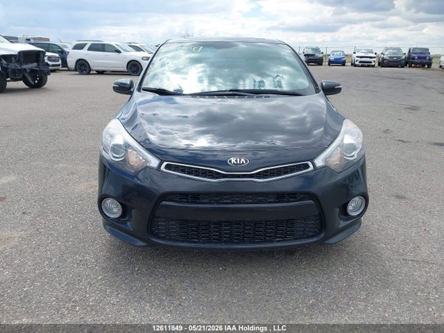 KNAFX6A8XG5472083 KIA FORTE EX