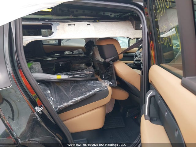 Продажа на аукционе авто 2026 Land Rover Defender 110 X-dynamic Se, vin: SALE27EUXT2507655, номер лота: 12611862