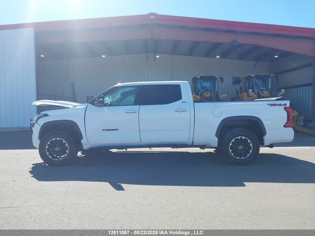 Продаж на аукціоні авто 2022 Toyota Tundra Sr5, vin: 5TFLA5EC5NX009690, номер лоту: 12611867