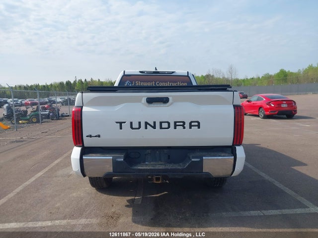 Продаж на аукціоні авто 2022 Toyota Tundra Sr5, vin: 5TFLA5EC5NX009690, номер лоту: 12611867