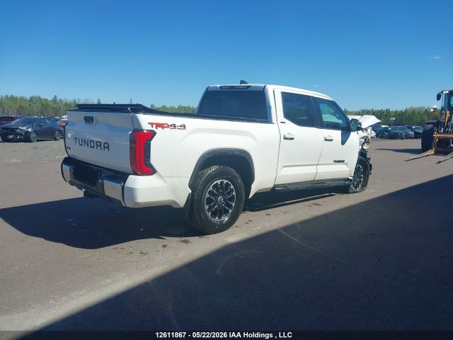 Продаж на аукціоні авто 2022 Toyota Tundra Sr5, vin: 5TFLA5EC5NX009690, номер лоту: 12611867