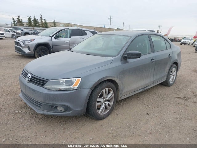 2013 Volkswagen Jetta 2.0l Trendline/2.0l Trendline+ მანქანა იყიდება აუქციონზე, vin: 3VW2K7AJ9DM426594, აუქციონის ნომერი: 12611875