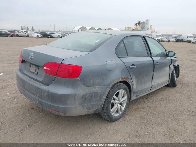 2013 Volkswagen Jetta 2.0l Trendline/2.0l Trendline+ მანქანა იყიდება აუქციონზე, vin: 3VW2K7AJ9DM426594, აუქციონის ნომერი: 12611875