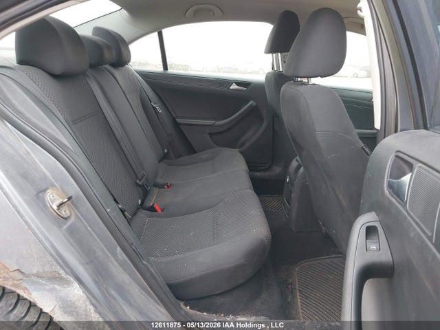 2013 Volkswagen Jetta 2.0l Trendline/2.0l Trendline+ მანქანა იყიდება აუქციონზე, vin: 3VW2K7AJ9DM426594, აუქციონის ნომერი: 12611875