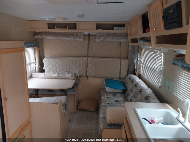 12611921 :رقم المزاد ، 1UJBJ02J951JH0754 vin ، 2005 Jayco  مزاد بيع