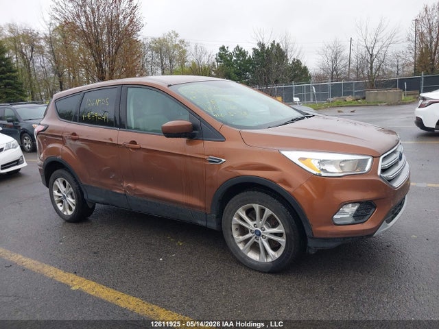 1FMCU9GD5HUE79241 Ford ESCAPE SE