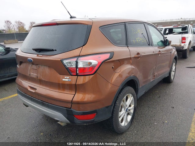 1FMCU9GD5HUE79241 Ford ESCAPE SE