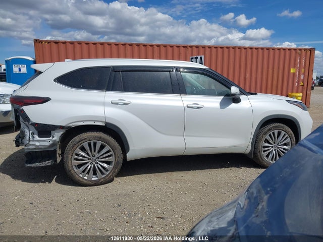 5TDKDRBH6RS547305 Toyota Highlander Limited