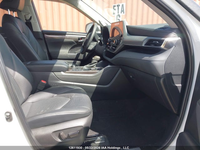 5TDKDRBH6RS547305 Toyota Highlander Limited
