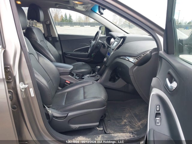 12611934 :رقم المزاد ، 5XYZUDLA6FG258257 vin ، 2015 Hyundai Santa Fe مزاد بيع