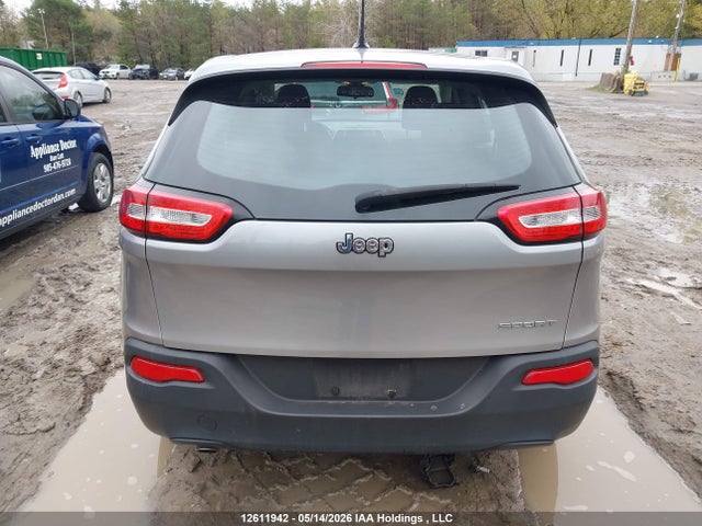 2017 Jeep Cherokee Sport მანქანა იყიდება აუქციონზე, vin: 1C4PJLABXHD233367, აუქციონის ნომერი: 12611942