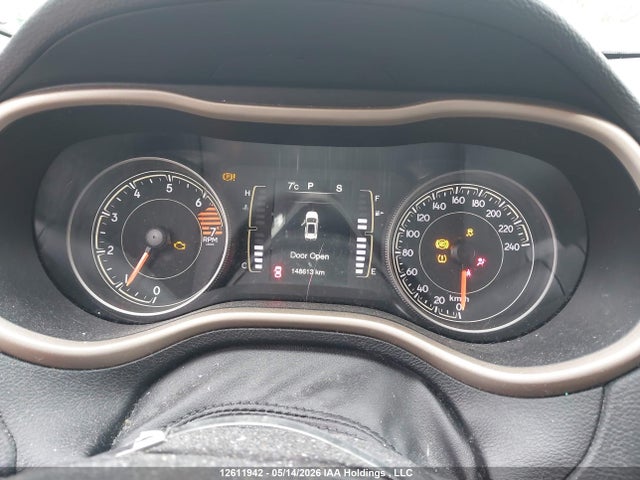 2017 Jeep Cherokee Sport მანქანა იყიდება აუქციონზე, vin: 1C4PJLABXHD233367, აუქციონის ნომერი: 12611942
