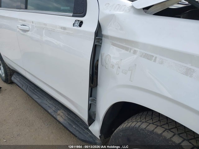 Продажа на аукционе авто 2021 Chevrolet Tahoe K1500, vin: 1GNSKLED2MR419945, номер лота: 12611954
