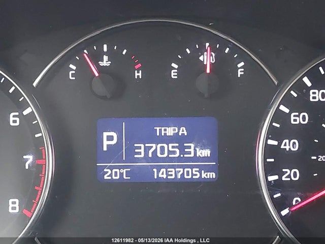 Продаж на аукціоні авто 2015 Kia Rondo Lx/lx Value/lx Winter Edition, vin: KNAHT8A37F7120294, номер лоту: 12611982