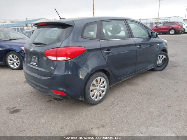 Продаж на аукціоні авто 2015 Kia Rondo Lx/lx Value/lx Winter Edition, vin: KNAHT8A37F7120294, номер лоту: 12611982
