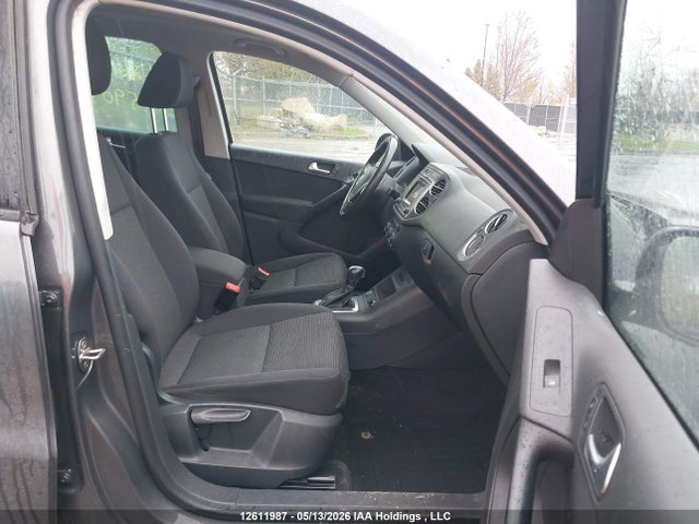 WVGJV7AX3GW590918 Volkswagen Tiguan Comfortline/highline/special Edition