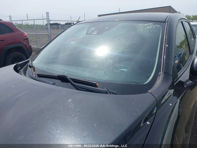 JM1DKFD79G0135221 Mazda CX-3
