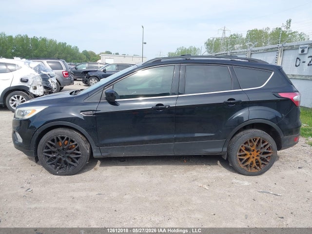 1FMCU9GDXHUE58482 Ford ESCAPE SE