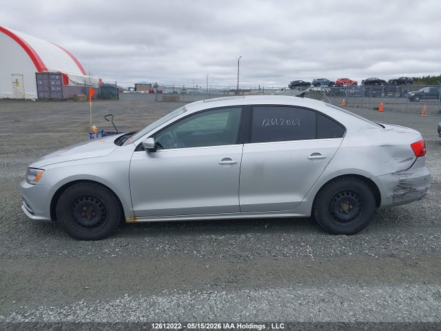 3VW2K7AJ3FM334335 Volkswagen Jetta 2.0l Trendline/2.0l Trendline+