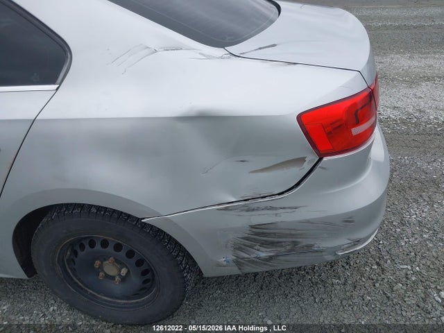 3VW2K7AJ3FM334335 Volkswagen Jetta 2.0l Trendline/2.0l Trendline+