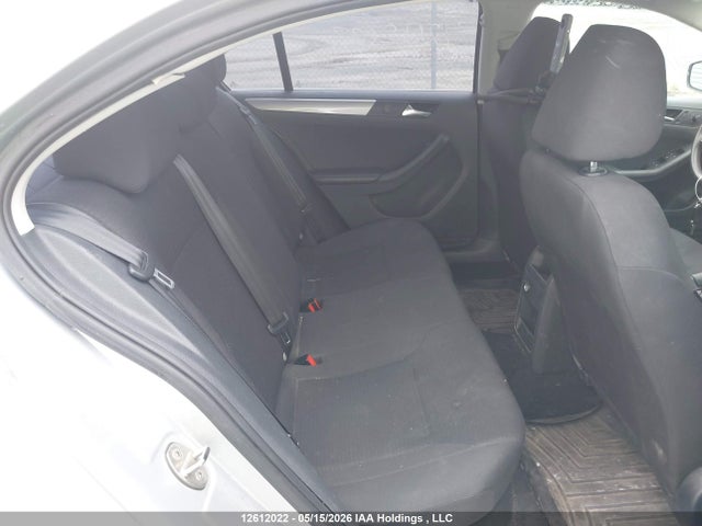 3VW2K7AJ3FM334335 Volkswagen Jetta 2.0l Trendline/2.0l Trendline+