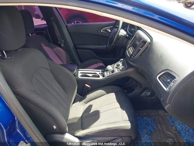 Продажа на аукционе авто 2015 Chrysler 200 Limited, vin: 1C3CCCAB8FN510912, номер лота: 12612025