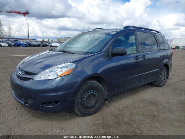 12612031 :رقم المزاد ، 5TDZK4CCXAS336607 vin ، 2010 Toyota Sienna Ce 7 Passenger مزاد بيع