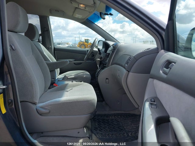 12612031 :رقم المزاد ، 5TDZK4CCXAS336607 vin ، 2010 Toyota Sienna Ce 7 Passenger مزاد بيع
