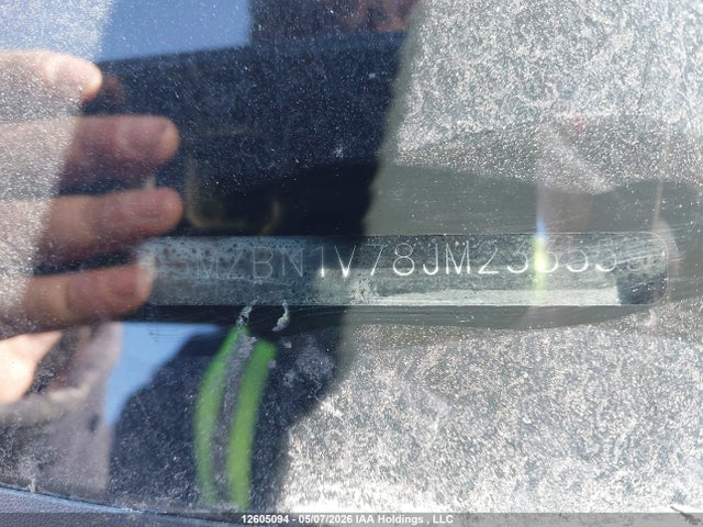 3MZBN1V78JM233559 Mazda Mazda3 50th Anniversary Edition/gs/se