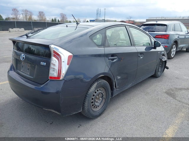 12606971 :رقم المزاد ، JTDKN3DU3F0397513 vin ، 2015 Toyota Prius مزاد بيع