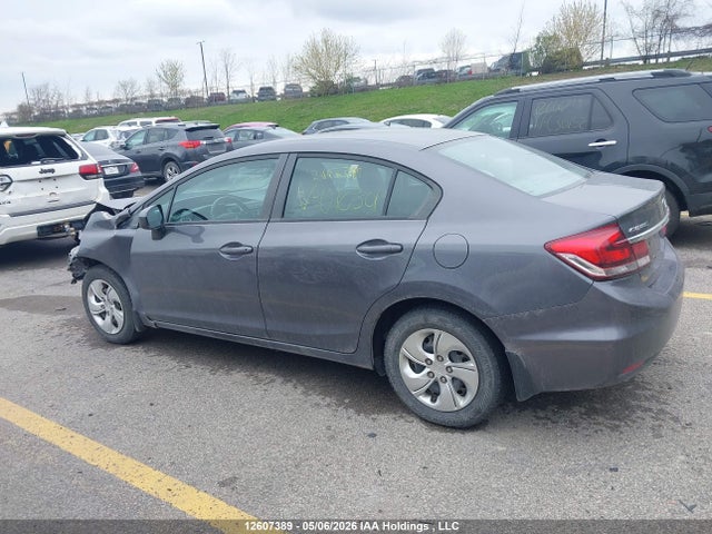 Продажа на аукционе авто 2015 Honda Civic Lx, vin: 2HGFB2F47FH010301, номер лота: 12607389