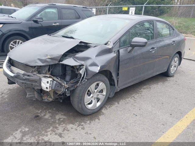 Продажа на аукционе авто 2015 Honda Civic Lx, vin: 2HGFB2F47FH010301, номер лота: 12607389