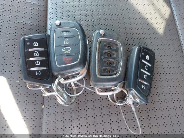 2013 Hyundai Santa Fe Sport 2.4 Luxury მანქანა იყიდება აუქციონზე, vin: 5XYZUDLB4DG050772, აუქციონის ნომერი: 12607509