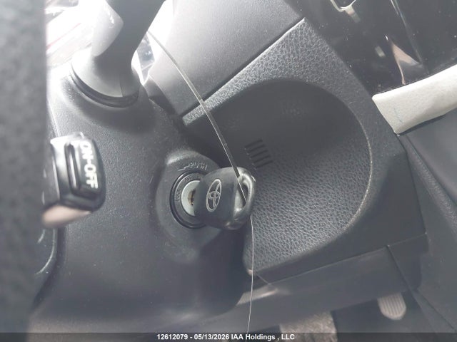 2T1BURHE5GC663484 Toyota COROLLA LE
