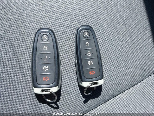 Продажа на аукционе авто 2019 Ford Escape Se, vin: 1FMCU9GD7KUC15879, номер лота: 12607840