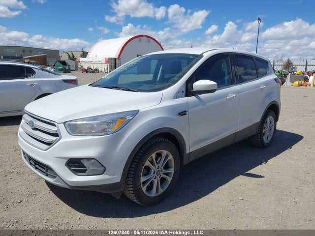 Продажа на аукционе авто 2019 Ford Escape Se, vin: 1FMCU9GD7KUC15879, номер лота: 12607840
