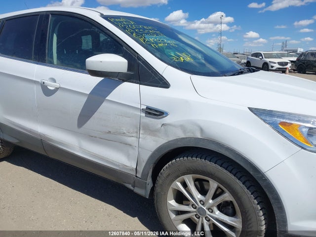 Продажа на аукционе авто 2019 Ford Escape Se, vin: 1FMCU9GD7KUC15879, номер лота: 12607840