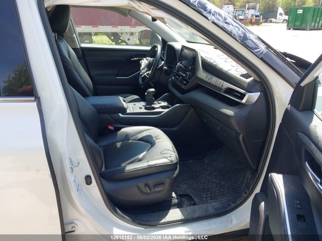12612152 :رقم المزاد ، 5TDGBRCH4MS525063 vin ، 2021 Toyota Highlander مزاد بيع