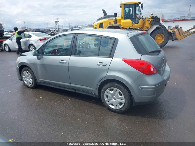 2010 Nissan Versa 1.8s მანქანა იყიდება აუქციონზე, vin: 3N1BC1CP0AL432948, აუქციონის ნომერი: 12606589
