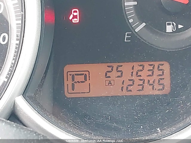 2010 Nissan Versa 1.8s მანქანა იყიდება აუქციონზე, vin: 3N1BC1CP0AL432948, აუქციონის ნომერი: 12606589