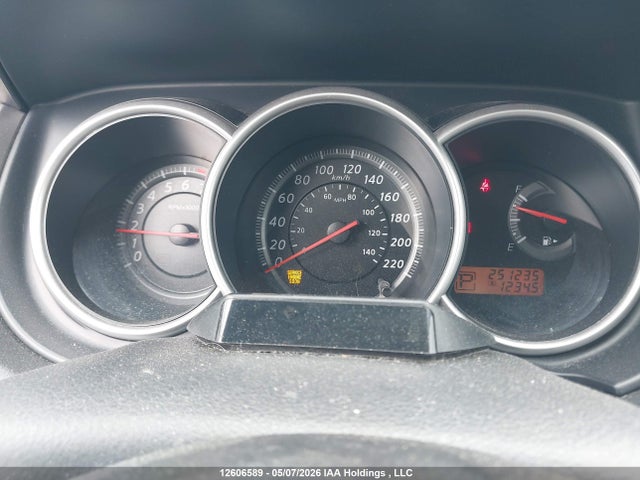 2010 Nissan Versa 1.8s მანქანა იყიდება აუქციონზე, vin: 3N1BC1CP0AL432948, აუქციონის ნომერი: 12606589
