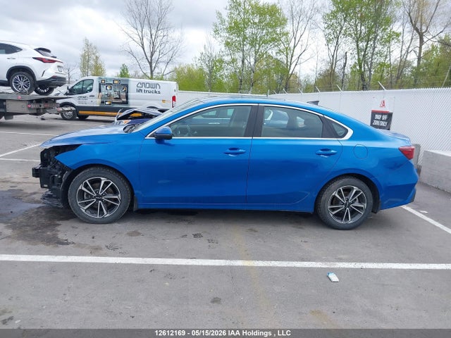 12612169 :رقم المزاد ، 3KPF34AD0NE441894 vin ، 2022 Kia Forte مزاد بيع