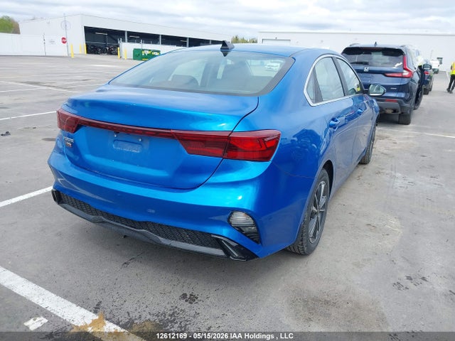 12612169 :رقم المزاد ، 3KPF34AD0NE441894 vin ، 2022 Kia Forte مزاد بيع