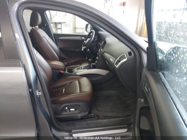 2014 Audi Q5 მანქანა იყიდება აუქციონზე, vin: WA1CFCFP8EA077910, აუქციონის ნომერი: 12612170