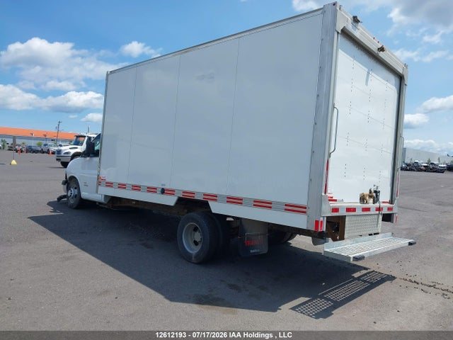 Chevrolet Express G4500 2023 1HA6GVC77PN008553 Image 3