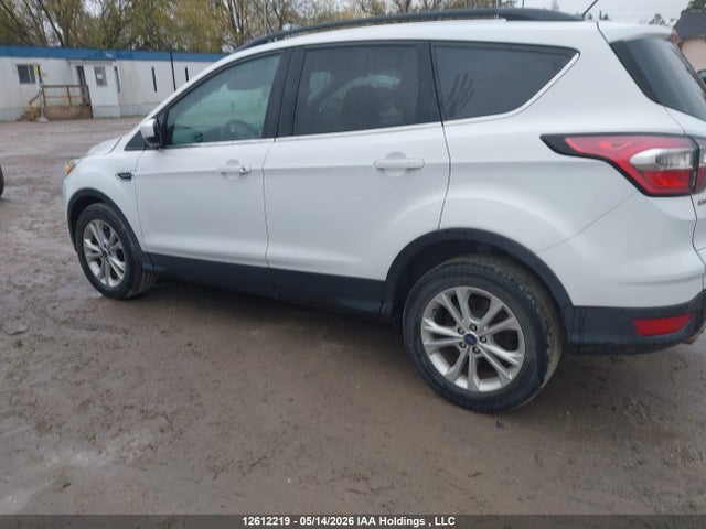 1FMCU0GD1HUC29376 Ford ESCAPE SE